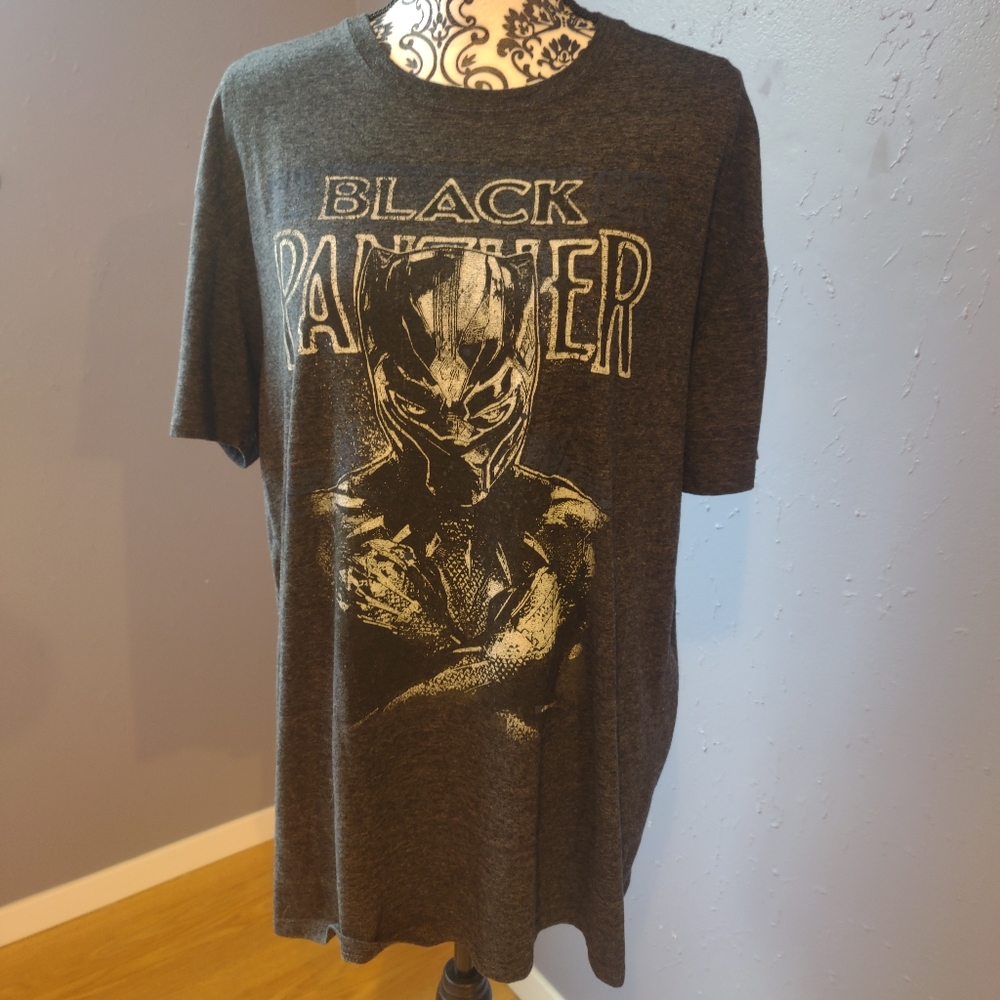 Men's Black Panther Marvel T-shirt
